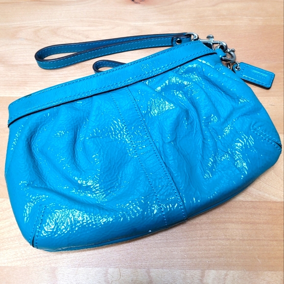 COACH | Turquoise Patent Leather Wristlet - Picture 8 of 13